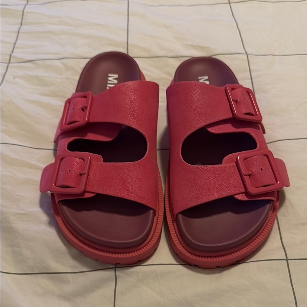 MIA Bright Pink Double Strap Slid Sandals Size 8